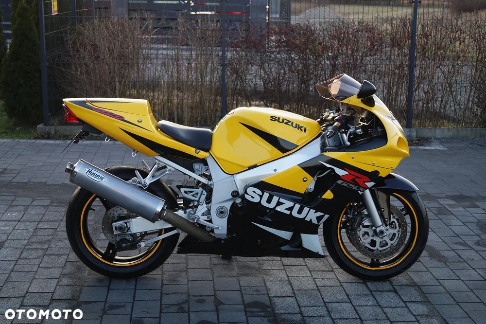 Suzuki GSX-R - 6