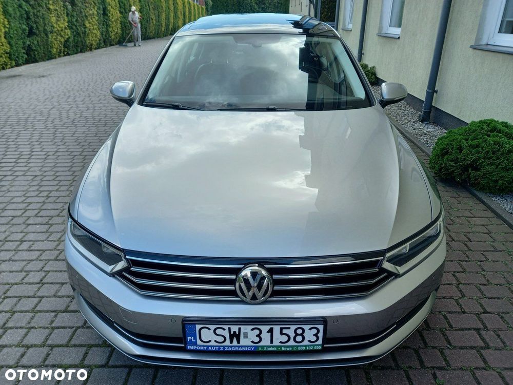 Volkswagen Passat 2.0 TDI (BlueMotion Technology) Highline - 12