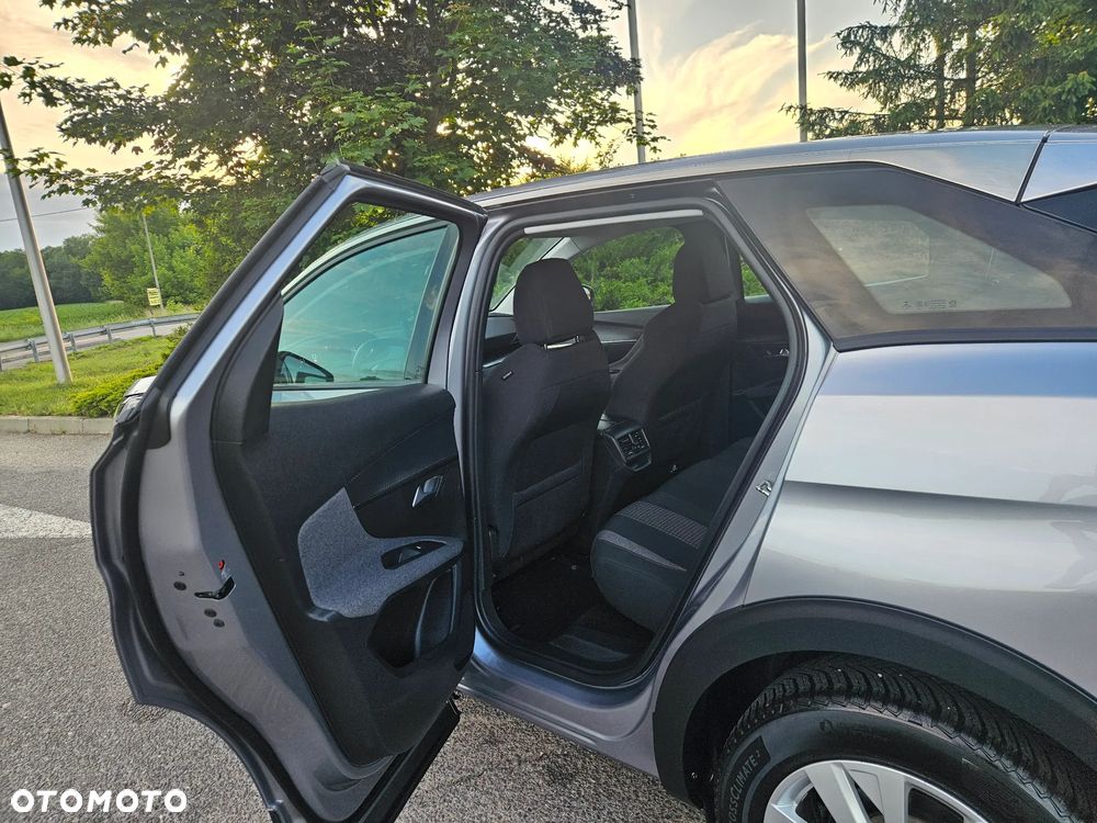 Peugeot 3008 BlueHDi 130 Stop & Start EAT8 Active - 36