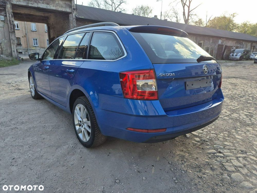 Skoda Octavia 2.0 TDI Style - 4