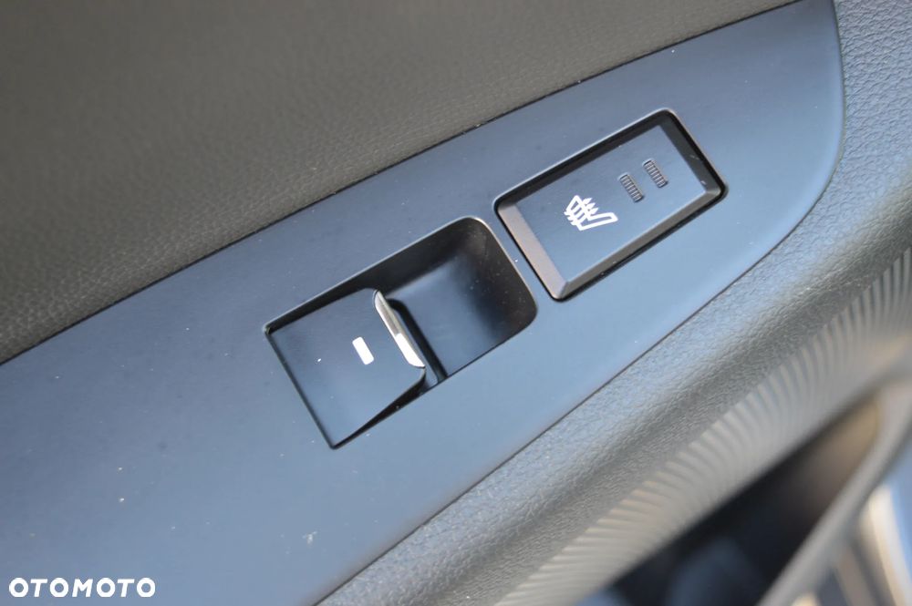 Hyundai Tucson 1.7 CRDI BlueDrive GO 2WD - 17