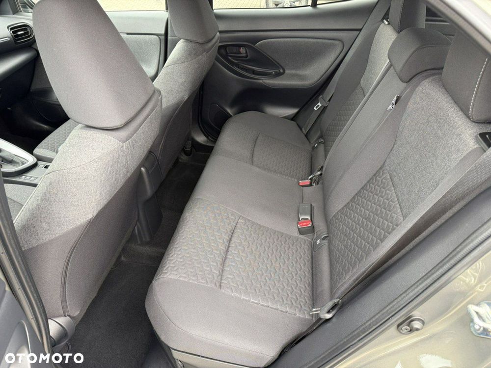 Toyota Yaris Cross - 30