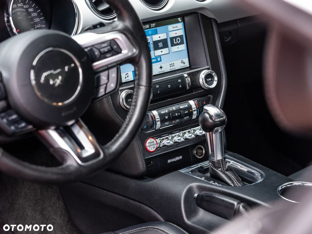 Ford Mustang 5.0 V8 GT - 13