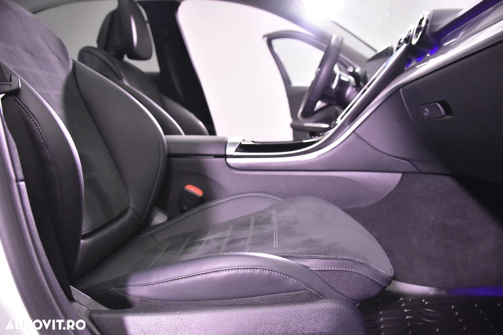 Mercedes-Benz C 300 e 9G-TRONIC AMG Line - 12