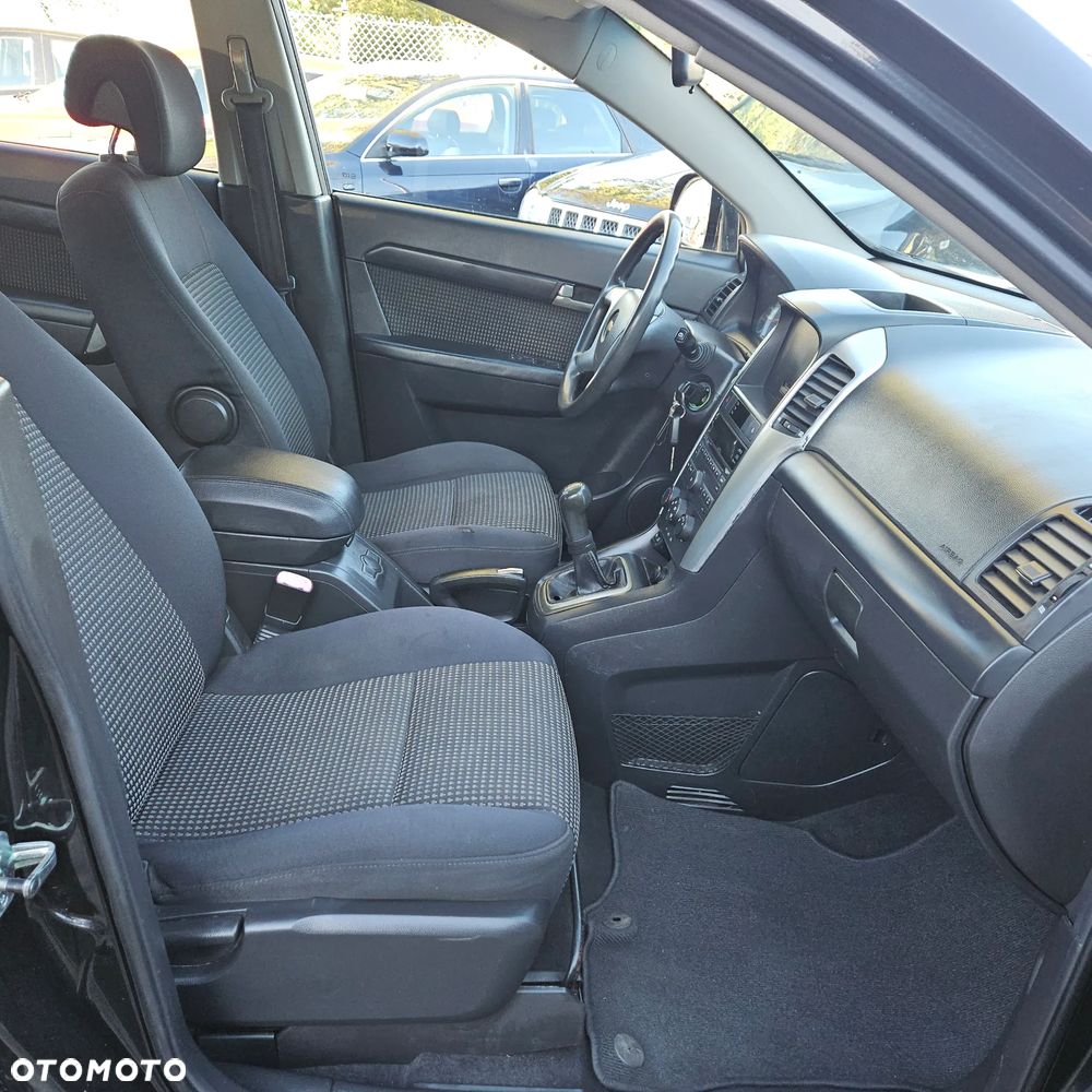 Chevrolet Captiva 2.4 LS 5os - 15