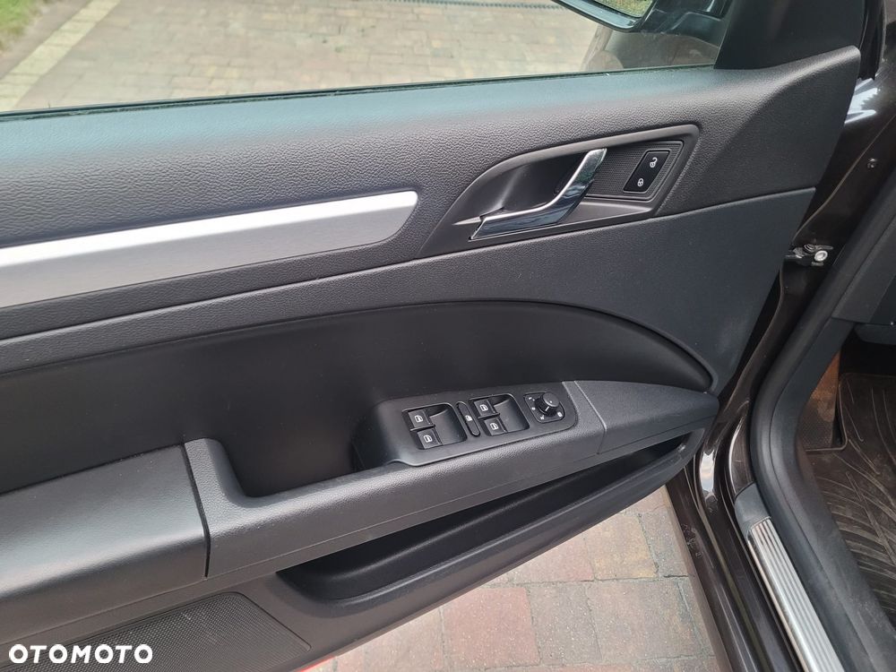 Skoda Superb 2.0 TDI DSG Elegance - 16