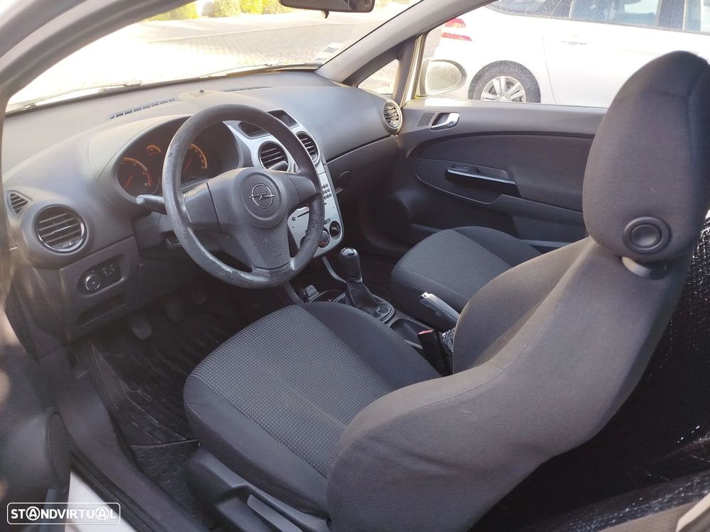 Opel Corsa 1.3 CDTI - 12