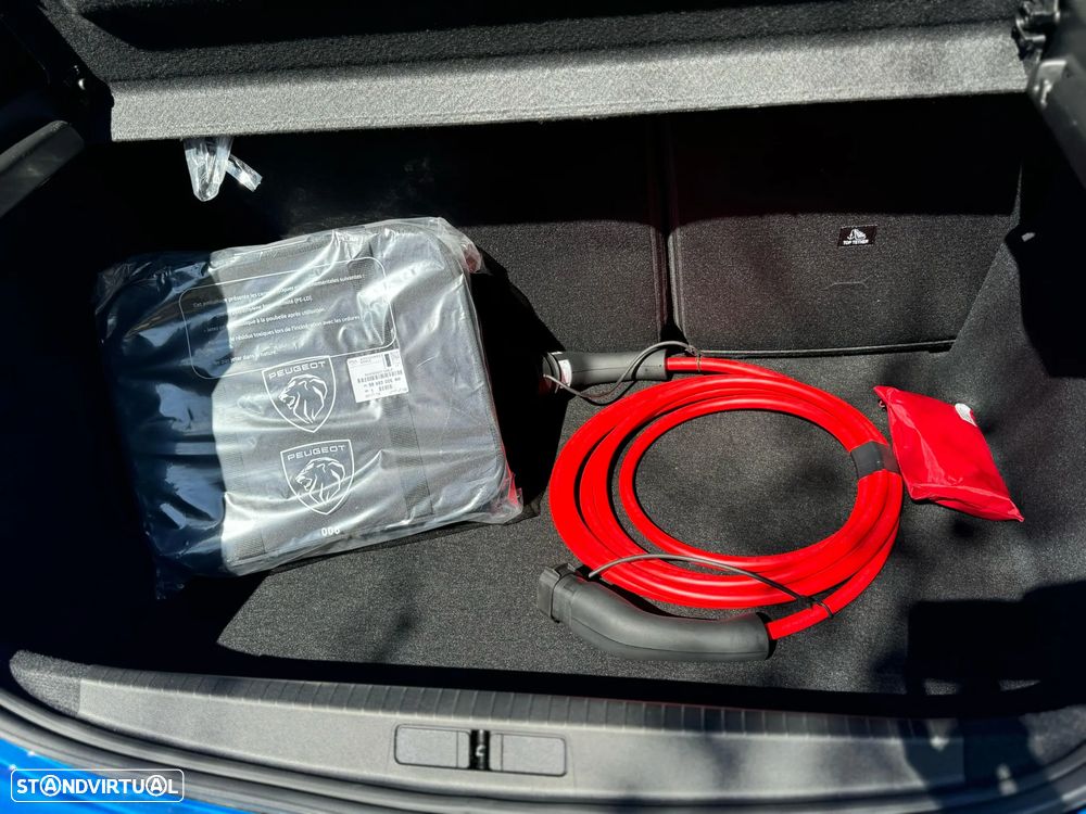 Peugeot e-208 E-Style - 15