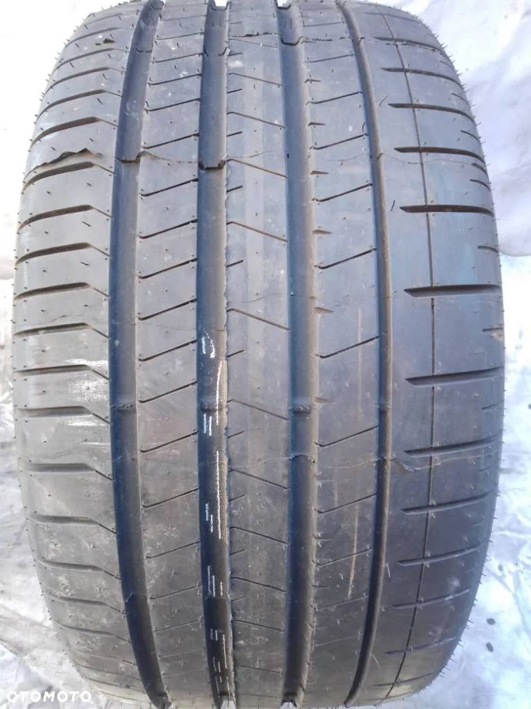 Pirelli P ZERO 325/35 R22 110Y 2023 - 1
