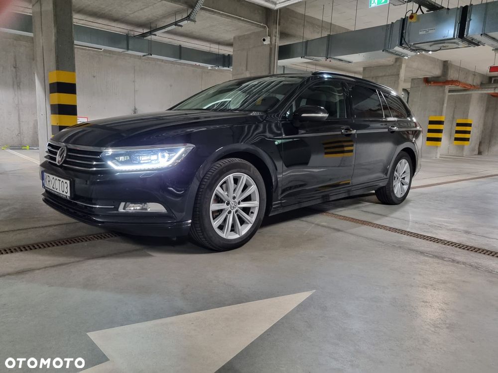 Volkswagen Passat 2.0 TDI SCR Comfortline - 6