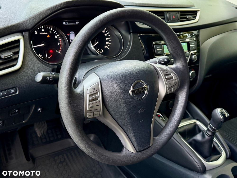 Nissan Qashqai 1.2 DIG-T Visia - 16