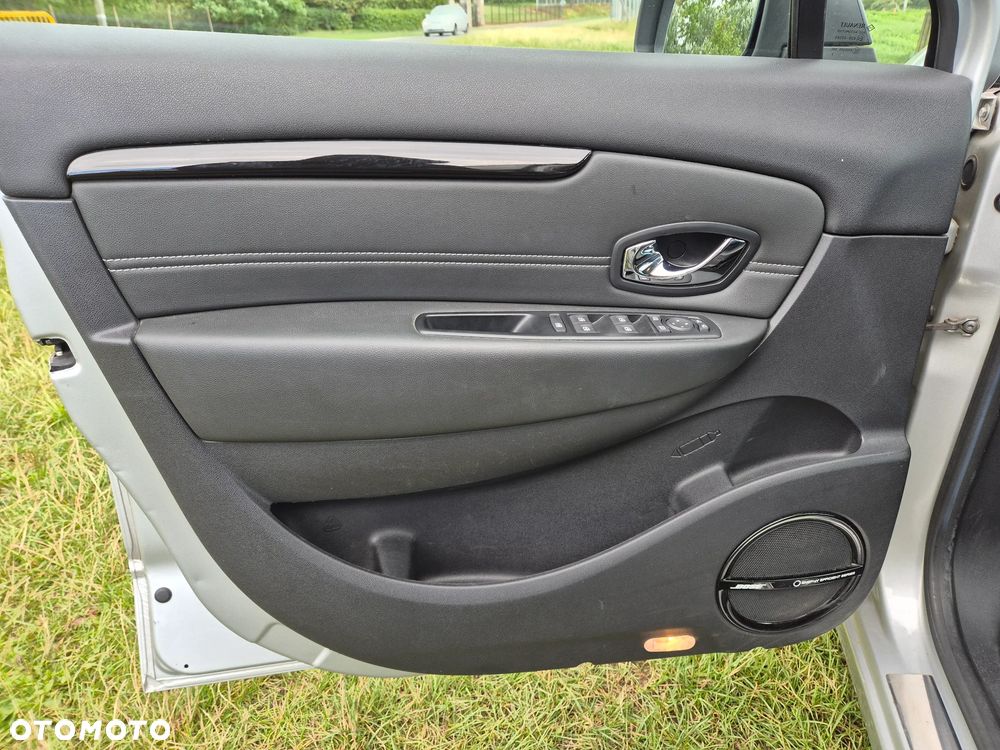 Renault Scenic dCi 130 FAP Start & Stop Bose Edition - 13