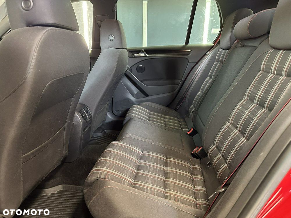 Volkswagen Golf 2.0 GTI Edition 35 - 11