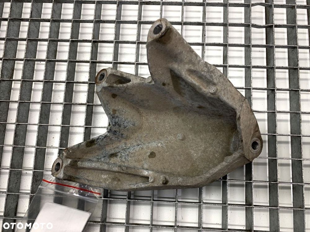 ŁAPA SILNIKA  VW CRAFTER 30-50 Platforma / podwozie (2F_) 2006 - 2016 2.0 TDI 80 kW [109 KM] olej - 3