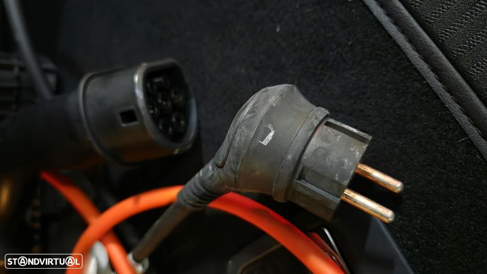 Peugeot 3008 1.6 Hybrid Allure Pack e-EAT8 - 18