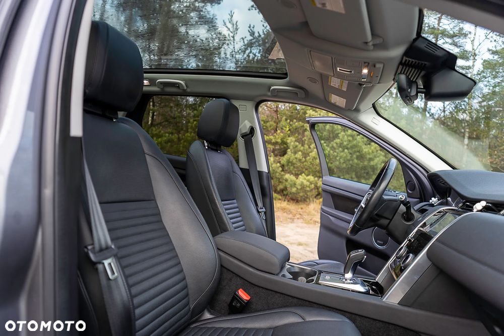 Land Rover Discovery Sport - 13