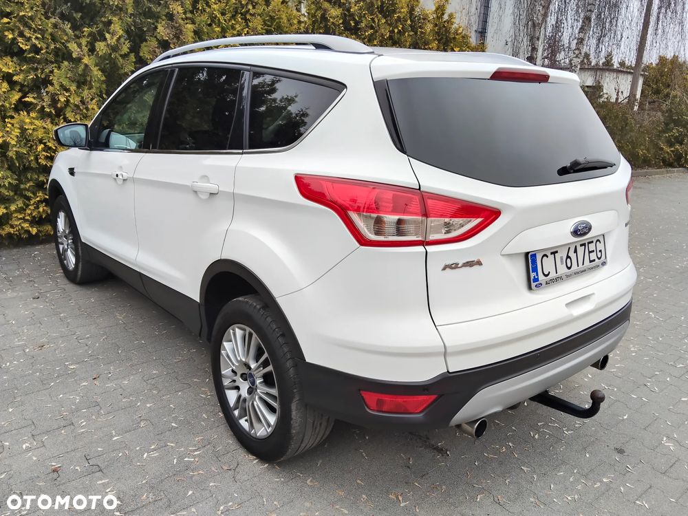 Ford Kuga 1.6 EcoBoost 2x4 Titanium - 3