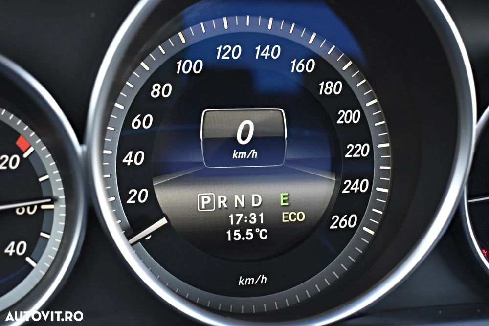 Mercedes-Benz C 180 CDI DPF (BlueEFFICIENCY) 7G-TRONIC Avantgarde - 20