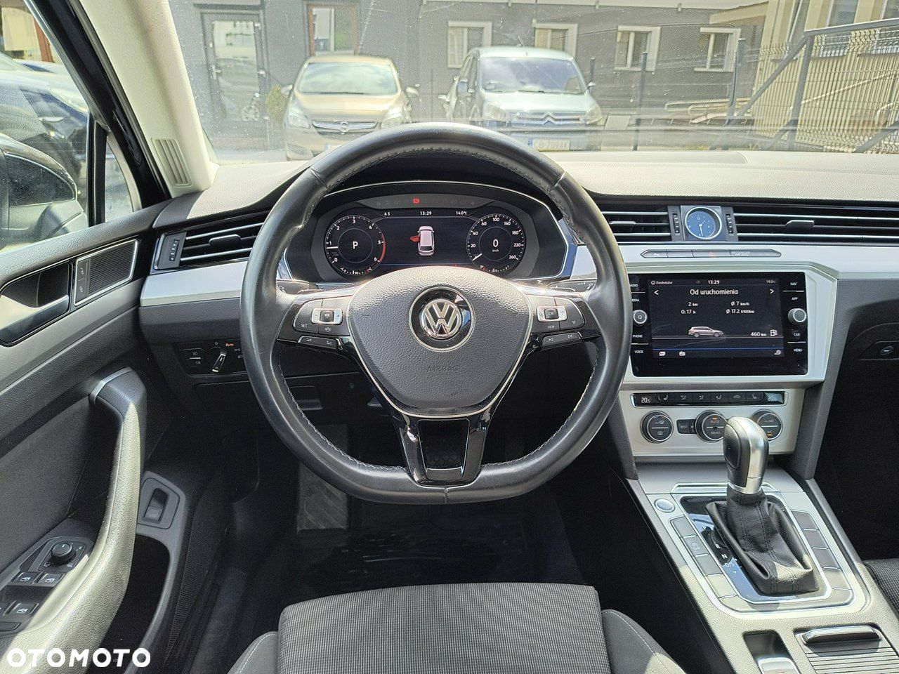 Volkswagen Passat - 20