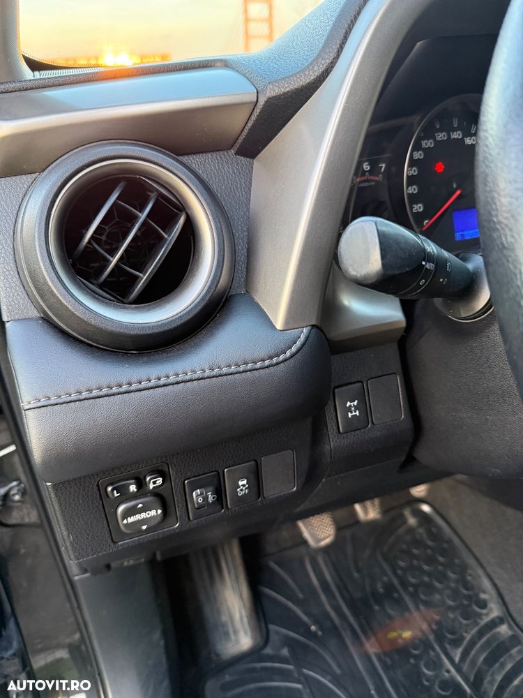 Toyota RAV4 2.2 D-4D 4WD Executive - 10