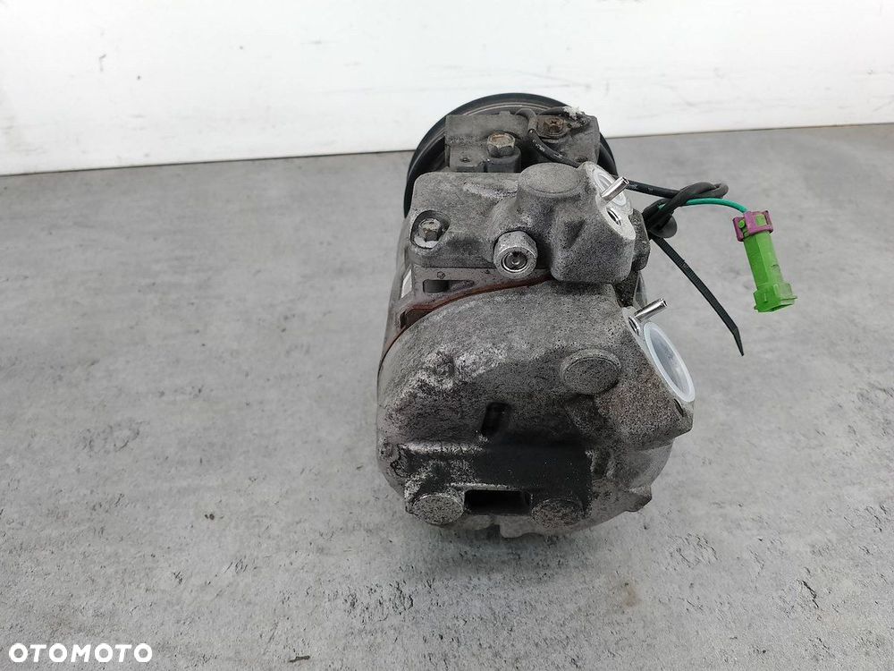 POMPA, SPRĘŻARKA KLIMATYZACJI VW PASSAT B5 FL 8D0260808 447220-8182 1.9 - 3