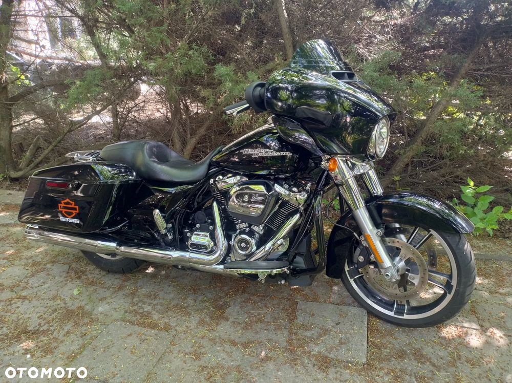 Harley-Davidson Touring Street Glide - 9