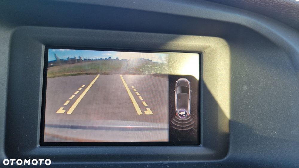 Volvo V40 D3 Momentum - 16