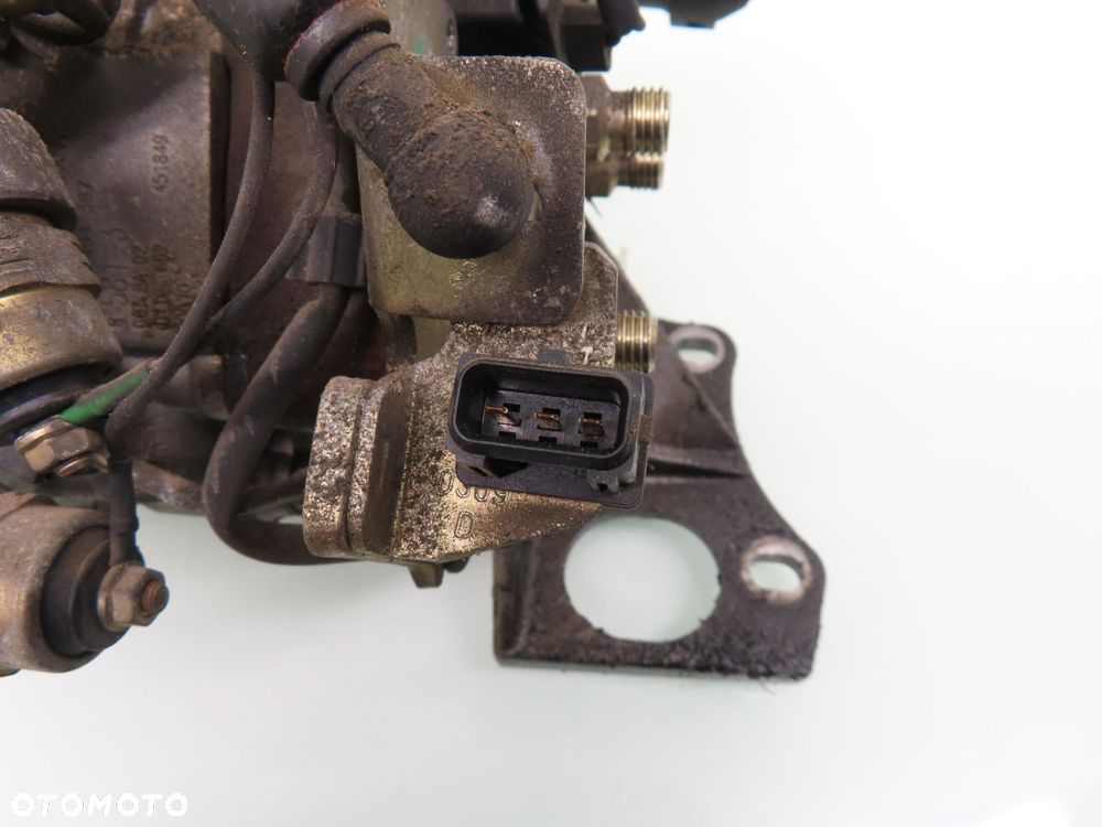 POMPA WTRYSKOWA RENAULT LAGUNA I 2.2 D 0460494397 - 9