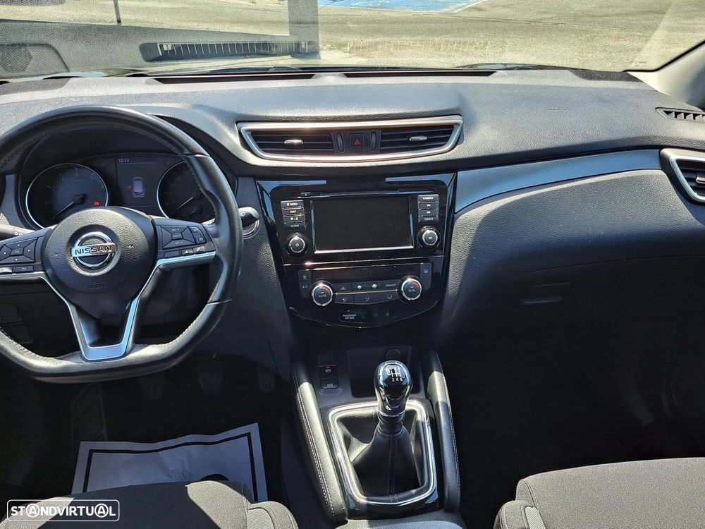 Nissan Qashqai 1.3 DIG-T N-Connecta J18 - 7