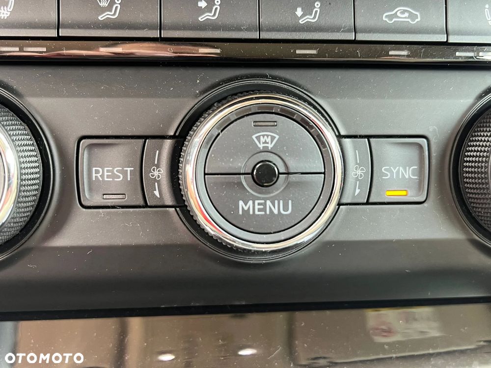 Skoda Superb 2.0 TSI 4x4 L&K DSG - 15