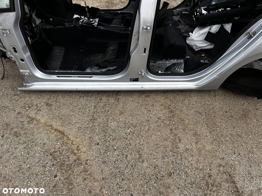 Próg lewy długi cięty słupek A B VW GOLF Sportsvan14-18 LA7W - 1