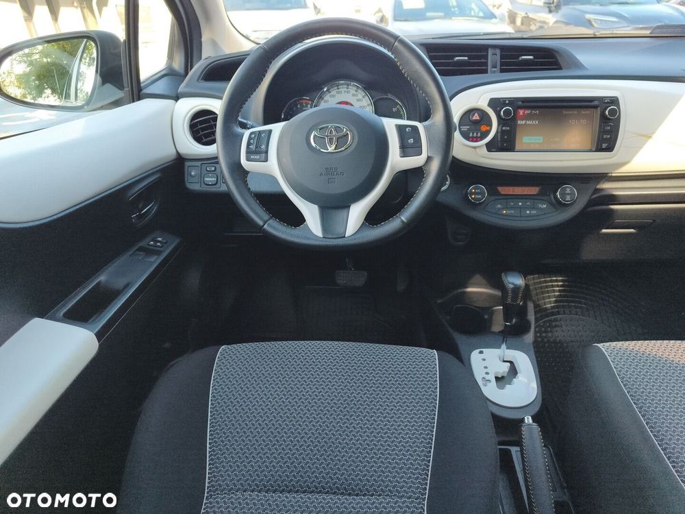 Toyota Yaris 2013