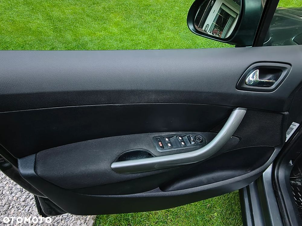 Peugeot 308 1.6 HDi Premium - 15