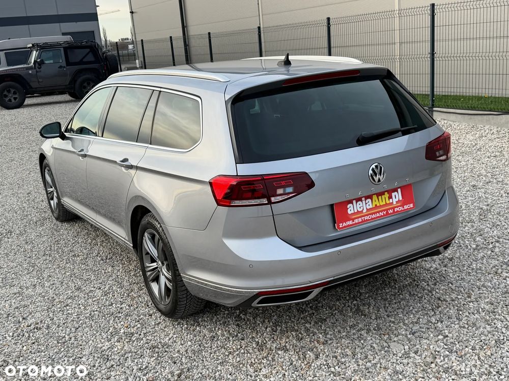 Volkswagen Passat 2.0 TDI Elegance DSG - 5