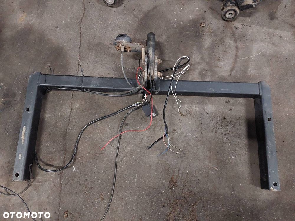 HAK HOLOWNICZY + TABLICZKA + WIĄZKA + MODUŁ HAKA AUDI A6 C5 KOMBI - 2