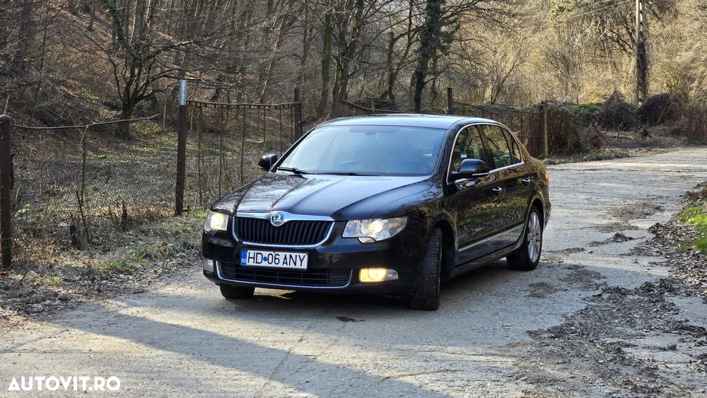 Skoda Superb 2.0 TDI Elegance DSG - 4