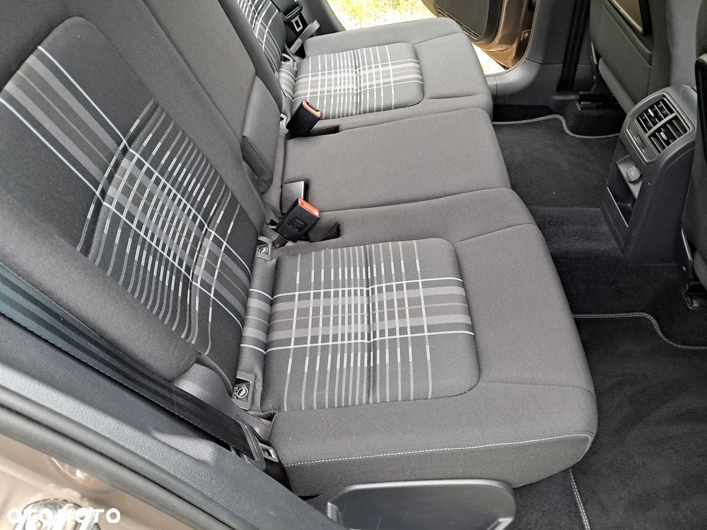 Volkswagen Golf Sportsvan - 16