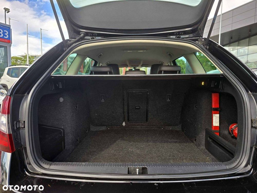 Skoda Octavia 2.0 TDI SCR L&K DSG - 10