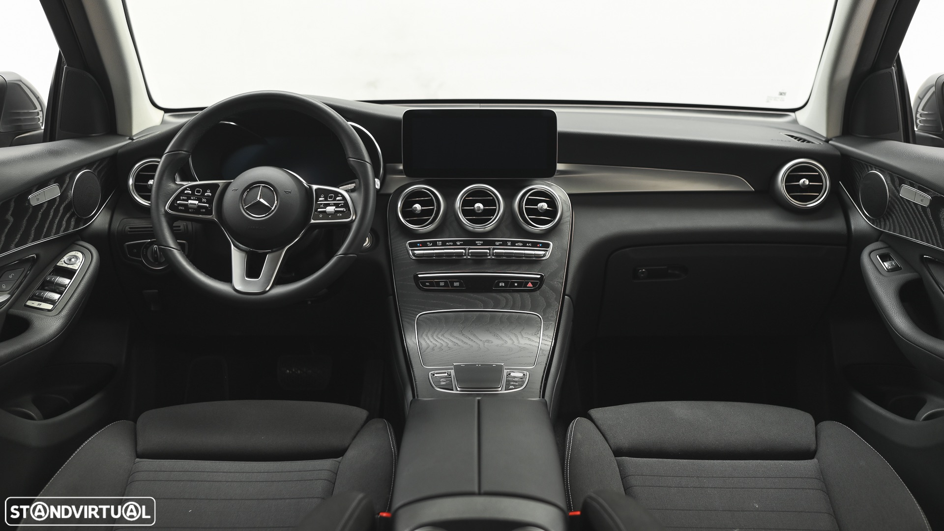 Mercedes-Benz GLC 300 Coupe de 4Matic 9G-TRONIC - 49