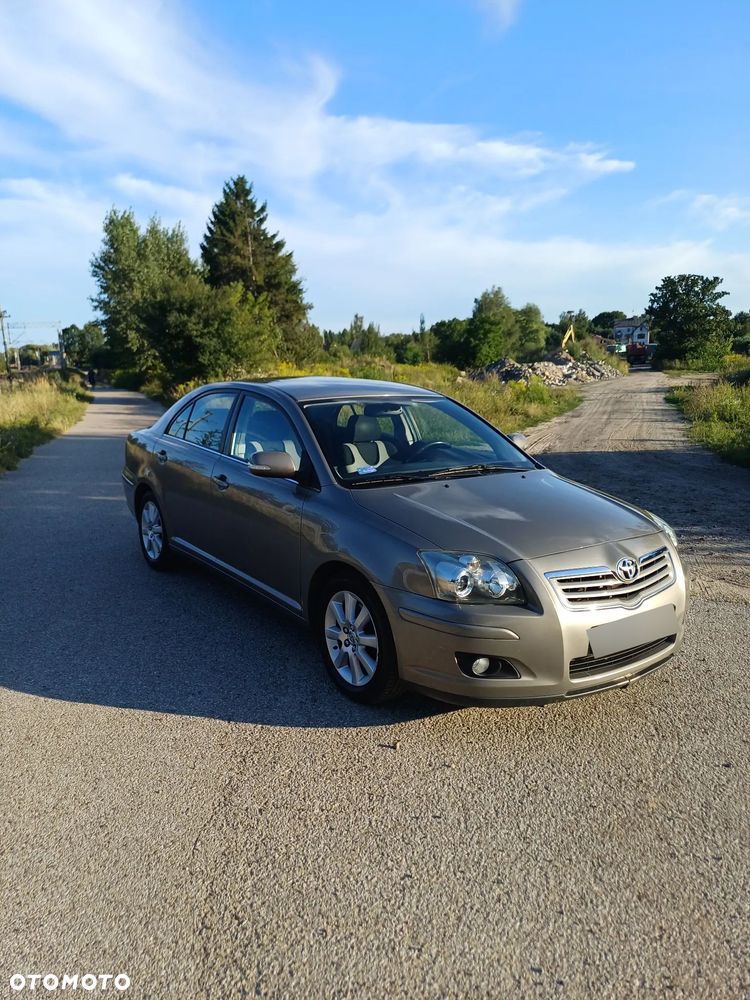 Toyota Avensis 2.0 D-4D Sol - 1
