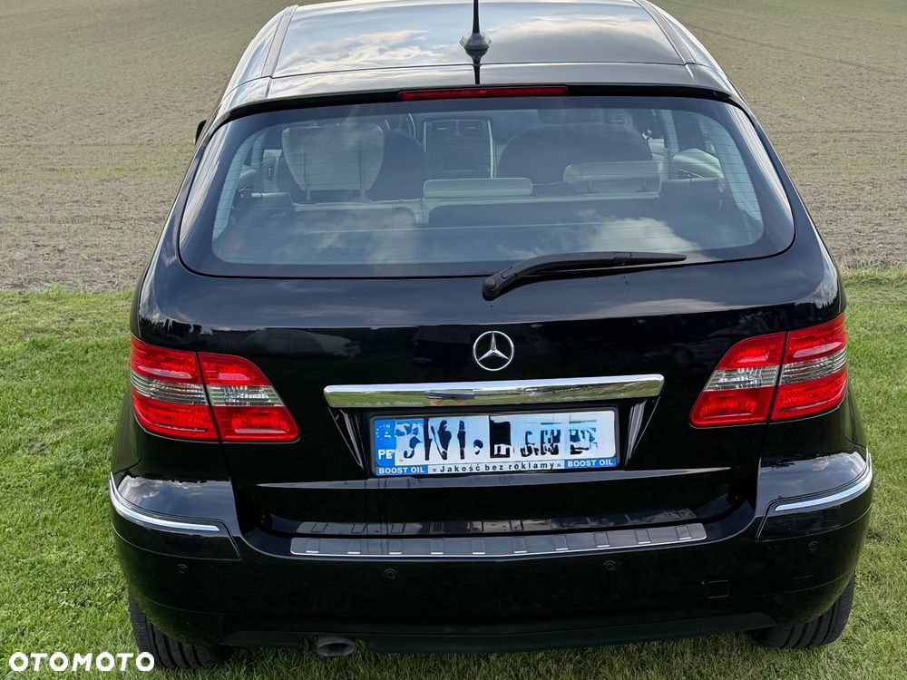 Mercedes-Benz B-Class 2011 photo 4