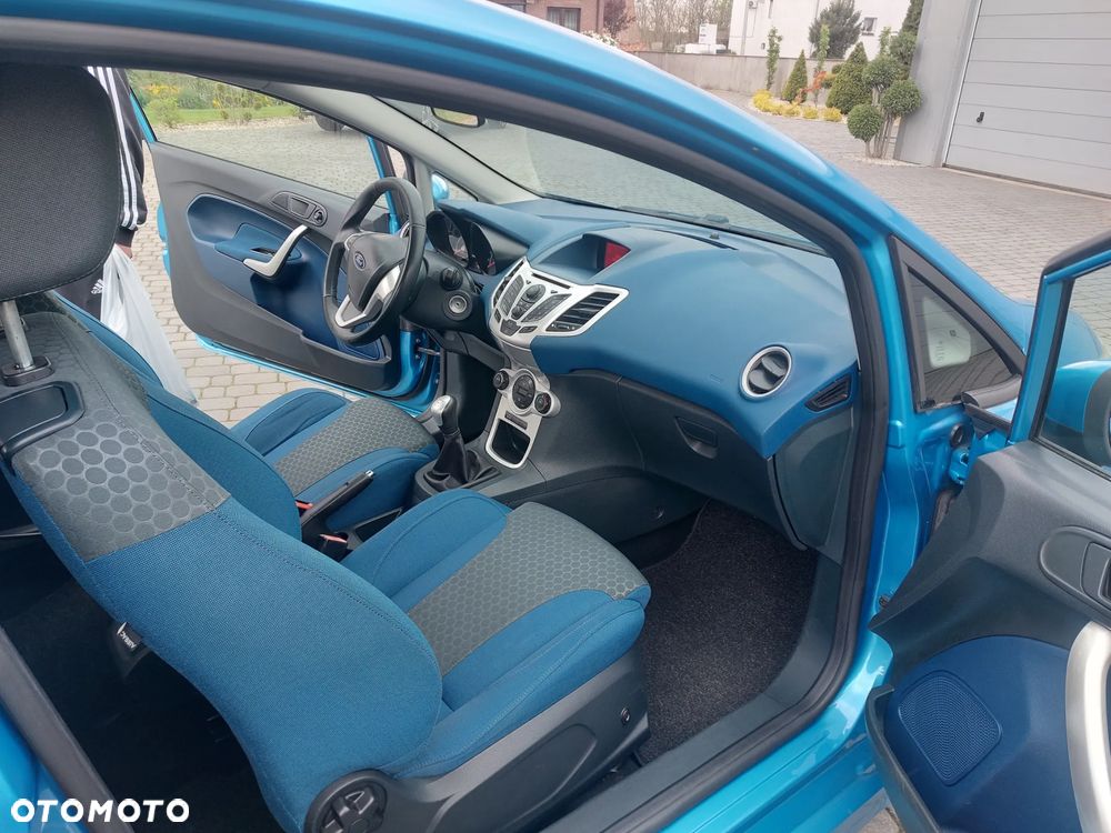 Ford Fiesta 1.4 Titanium - 12