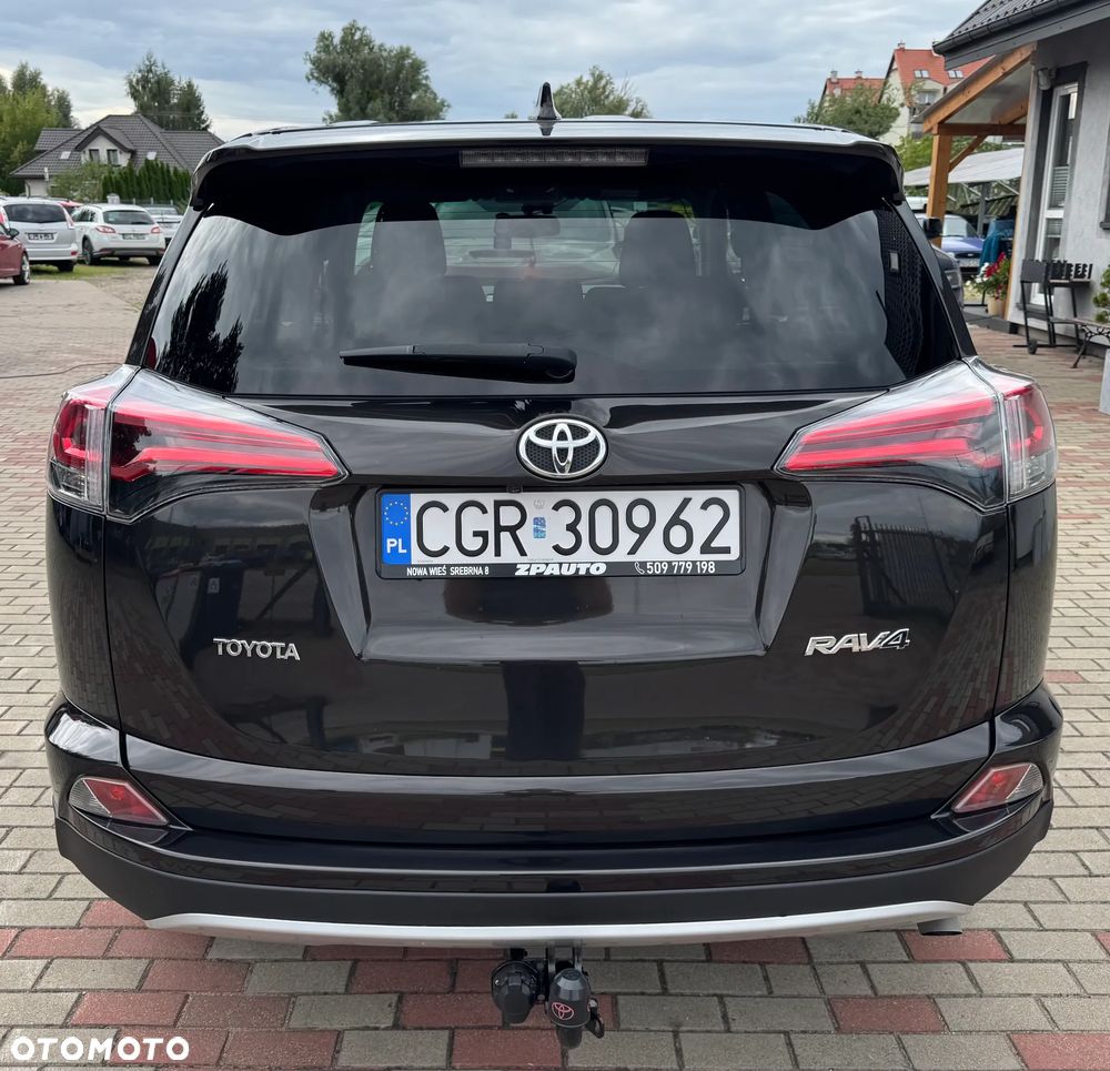 Toyota RAV4 - 11