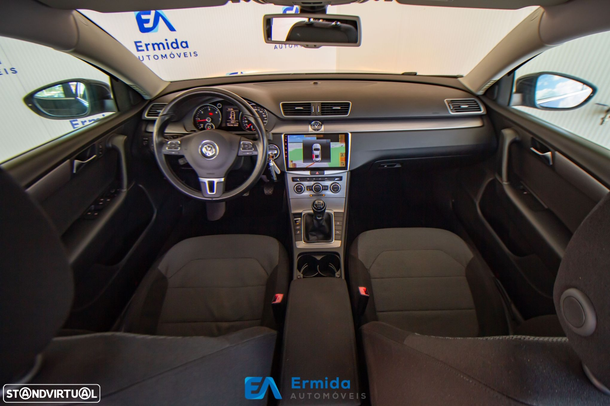 VW Passat 1.6 TDI BlueMotion - 24