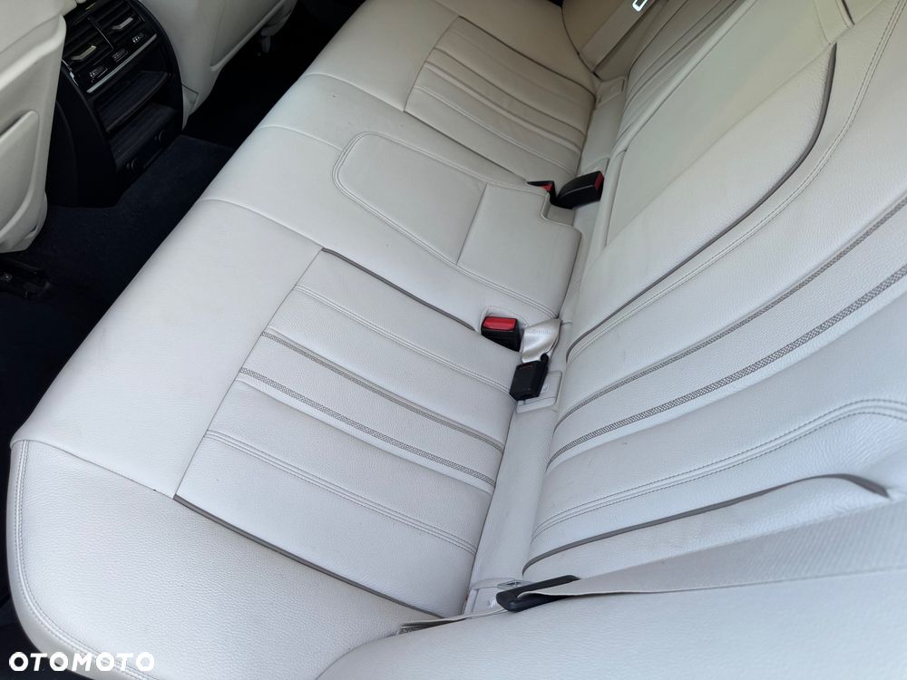 BMW Seria 5 520d Efficient Dynamics Luxury Line sport - 22