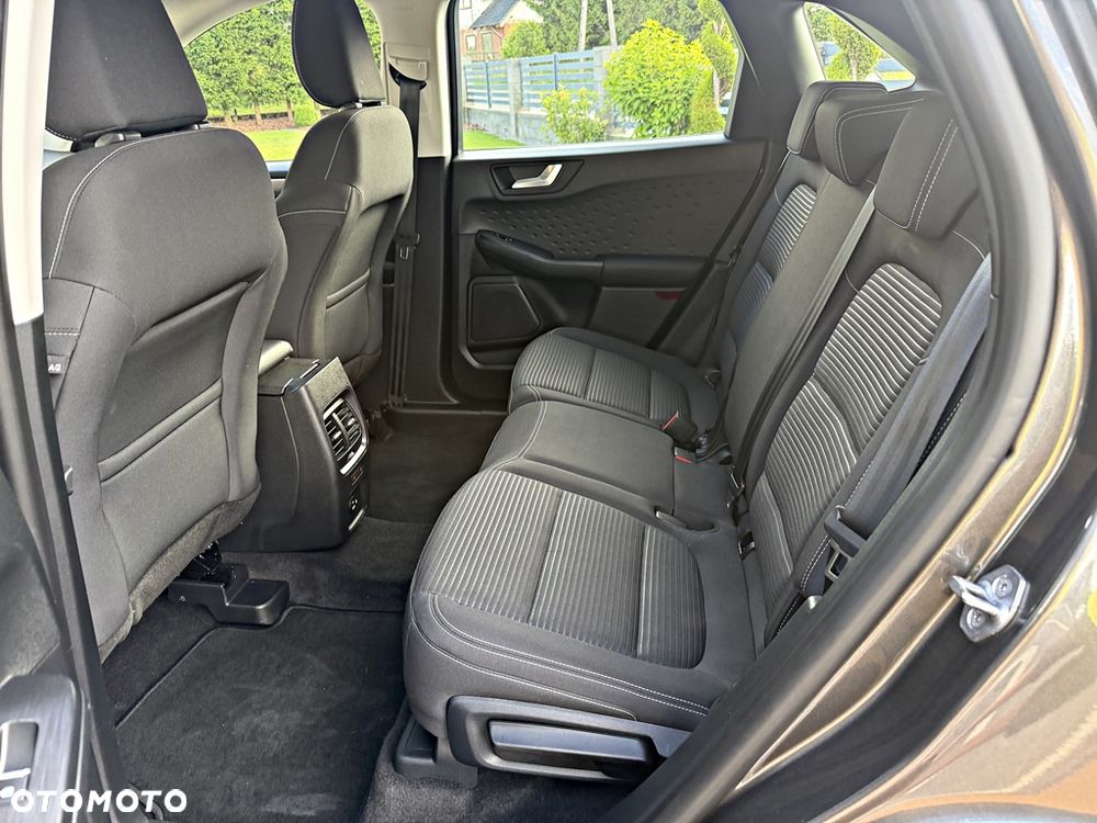 Ford Kuga 2.5 Duratec PHEV TITANIUM - 30
