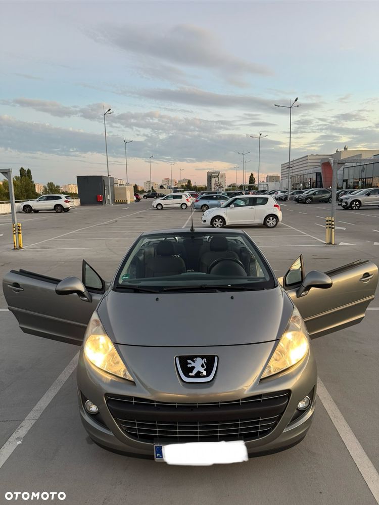Peugeot 207 CC - 40