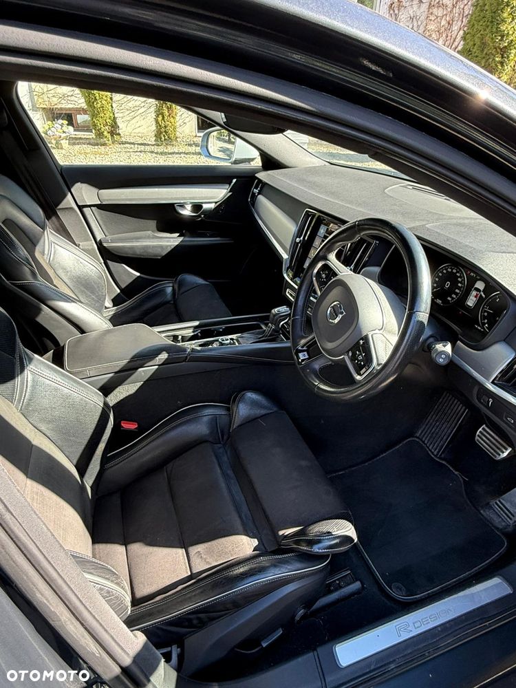 Volvo V90 D4 R-Design - 6