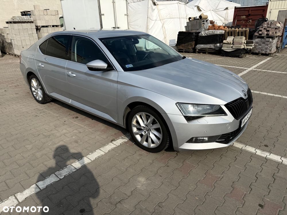 Skoda Superb 2.0 TDI Ambition DSG - 4