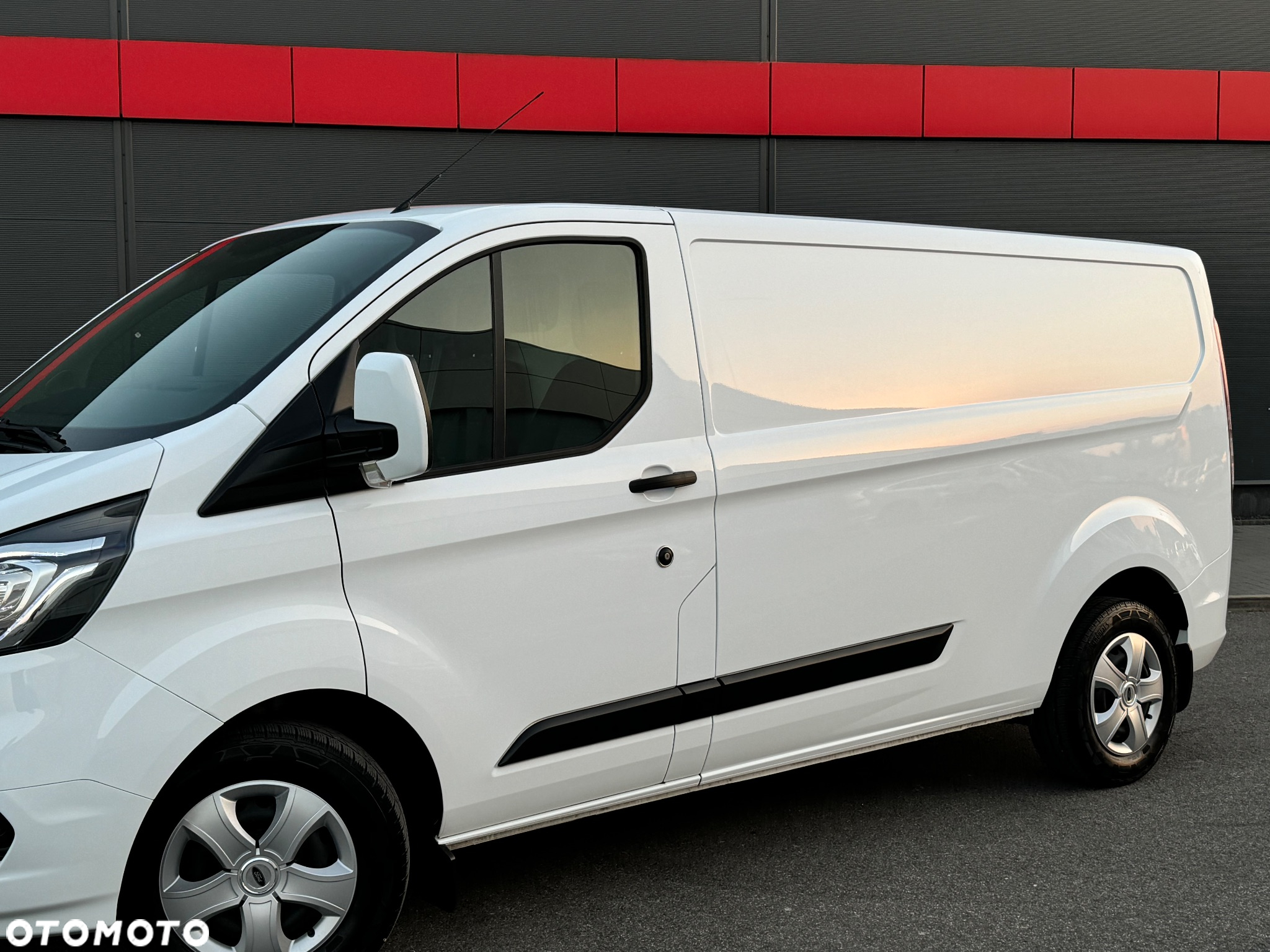 Ford Transit Custom - 14